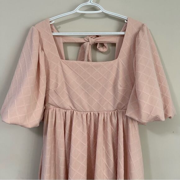 Lulu's Dress Puff Sleeves in Peach Back tie Closure - Picture 2 of 10